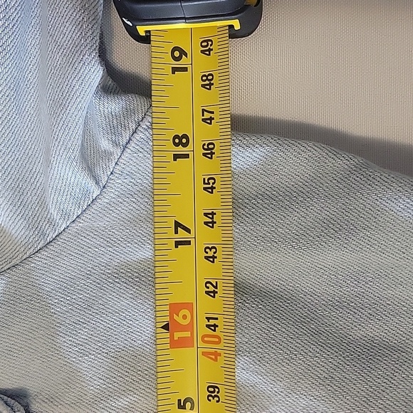 Forever 21 Women’s Jean Jacket - Picture 6 of 7